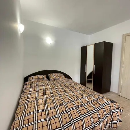 Saint Vlas Apartamento Sveti Vlas
